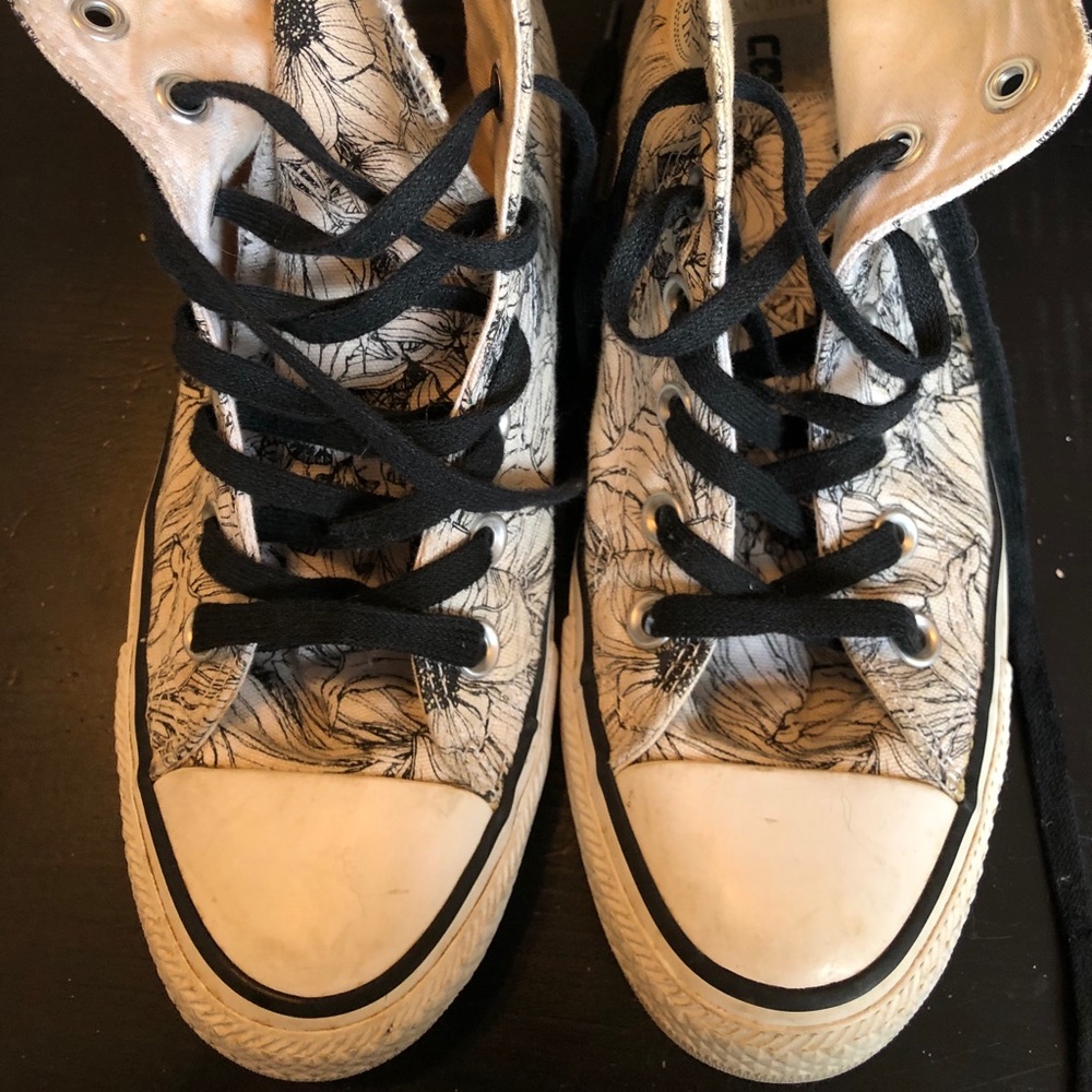 COPY - Rare Converse Floral High Tops - Picture 4 of 6